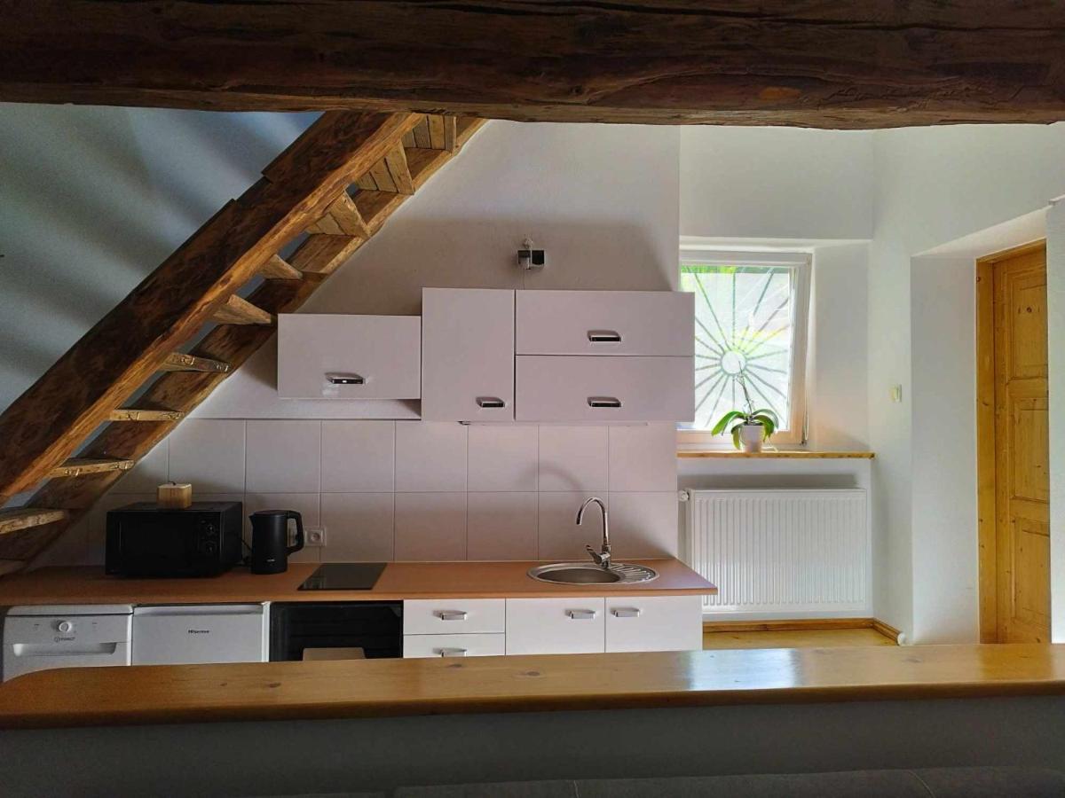 Apartamenty - Stara Stajnia - Na Krancu Swiata มิลคุฟ ภายนอก รูปภาพ