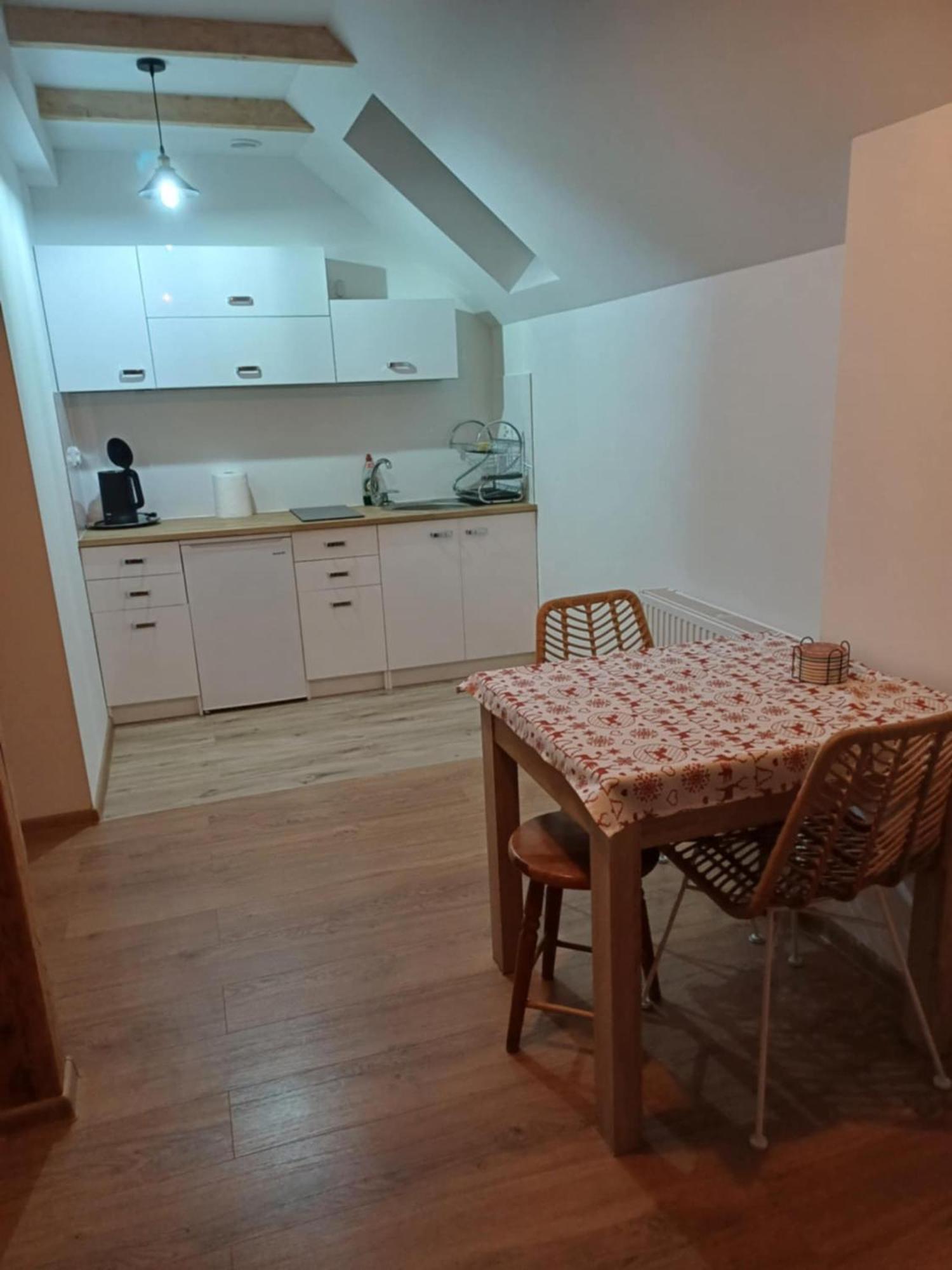 Apartamenty - Stara Stajnia - Na Krancu Swiata มิลคุฟ ภายนอก รูปภาพ